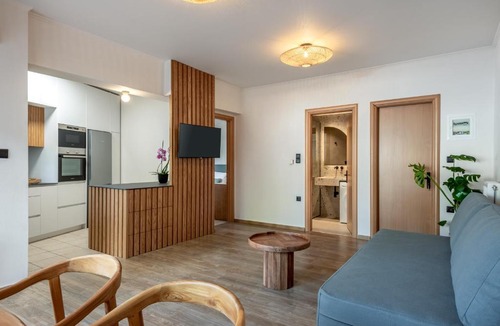 Halepa Apartment | Soleado Studio