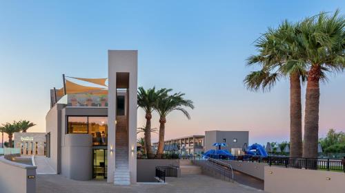 Pyrgos Psilonerou Resort | Solimar Aquamarine Resort