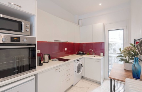 Pangrati Apartment | Sophisticated Modern Apt in Athens