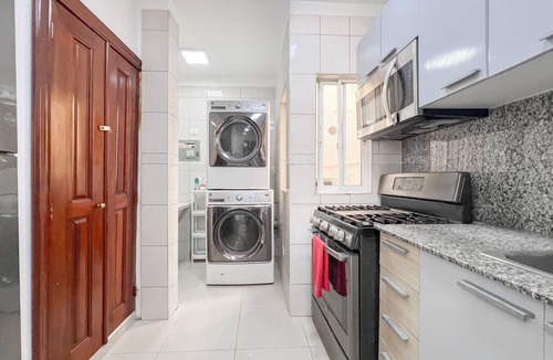 Downtown Santo Domingo Apartment | SOPHISTICATED & STYLISH APARTMENT IN PRIME LOCATION!