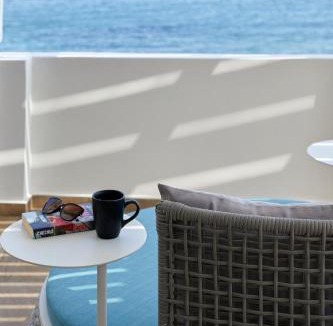 Perissa Villa | Soultouch Beachfront Villa