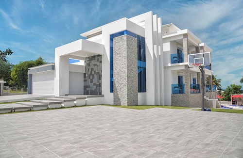 Ensanche Miramar Villa | Spacious 12-bedroom villa in wonderful Puerto Plata with area games,spa and club