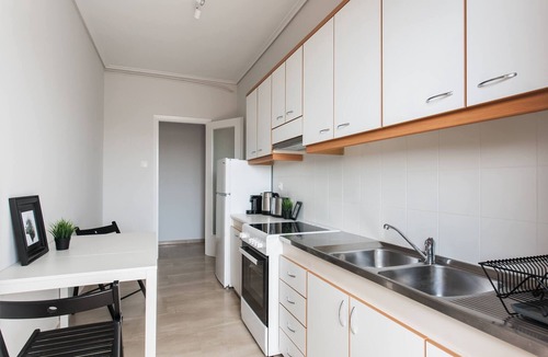 Marousi Apartment | Spacious 1BD Apartment near HELEXPO Marousi