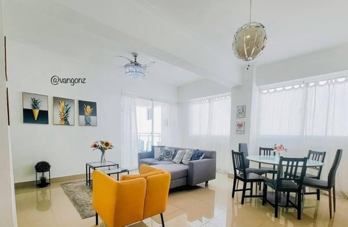 Sarasota Apartment | Spacious 2 bedroom apt ⭐️ near Downtown Mall