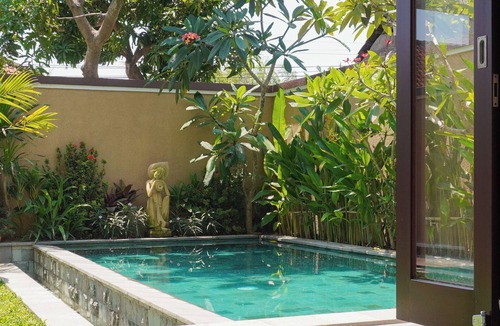 Saba Villa | Spacious 2-bedroom villa in delightful Saba, Gianyar with WiFi, AC, Rooftop