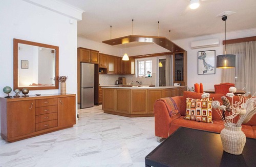 Alimos Apartment | Spacious 3 Bd House in Alimos Athens Riviera