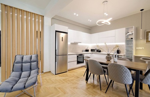 Pangrati Apartment | Spacious 3-Bedroom Retreat in the Heart of Pagrati