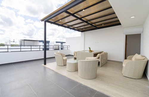 Los Melones Apartment | Spacious 3BD Penthouse Private Rooftop Sea Breeze