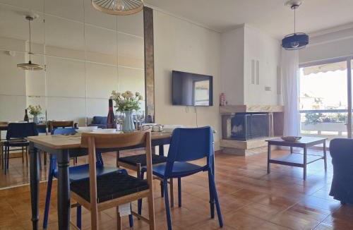 Chalandri Apartment | Spacious 3BR Apt with Large Balcony Near Metro & ACS