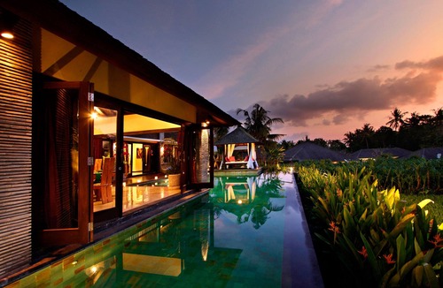 Tumbak Bayuh Villa | Spacious 4 Bedrooms in Canggu Near Echo Beach