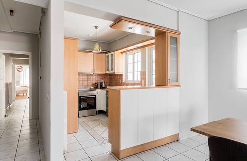 Marousi Apartment | Spacious Serenity in Marousi