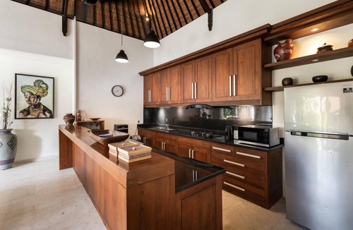 Sanur Villa | Spacious Villa for Family and Friends - Close to the main Street and Beach