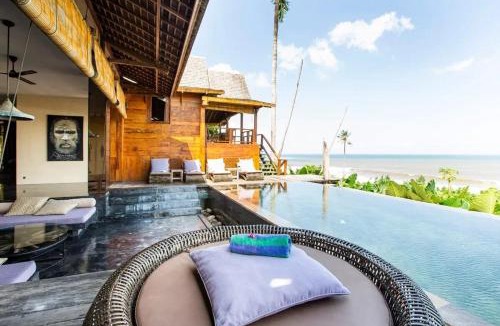 Suraberata Villa | Spacious villa in Kabupaten Tabanan with sea view