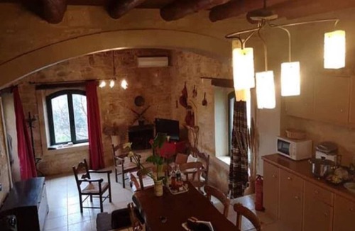 Margarites Villa | Spacious Villa in Margarites with Private Garden