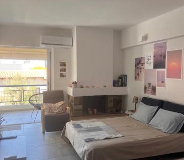 Saronida Apartment | Sparkling dream