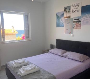 Saronida Apartment | Sparkling dream