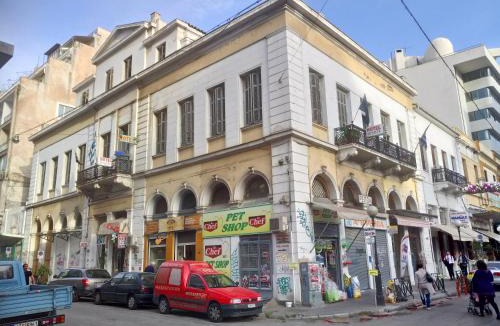 Piraeus Hotel | Sparti