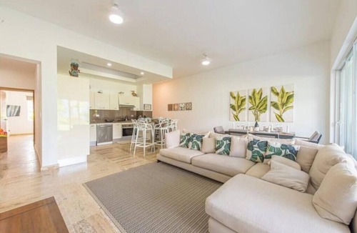 La Ceiba Apartment | Spectacular 3 bedrooms beach front apt # p6-104