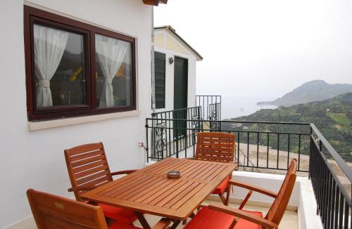 Mirthios House | Spitaki