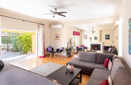 Dassia House | Spyrelia Villa with Private Pool & Outdoor Hot Tub