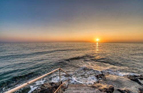 Tsilivi Apartment | St Harry's Windmill - Seafront Apartments