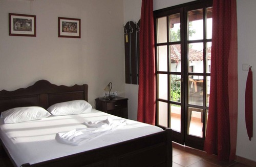 Kala Nera House | Standard studio ground/first floor for 2 adults+1 child - pool view #6/9