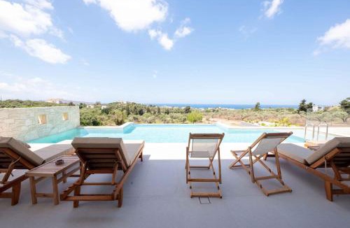 Galatas Villa | Star Luxury Villa - Private pool, gym, playground