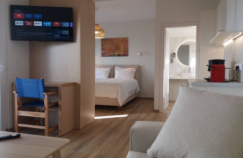 Sarakiniko House | Stavento beach front suites