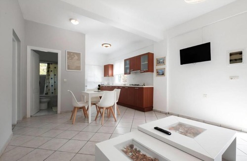 Lakones Apartment | Stavroula Studios