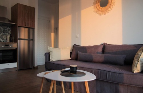 Stegna Apartment | Stegna Sunny beach-up floor