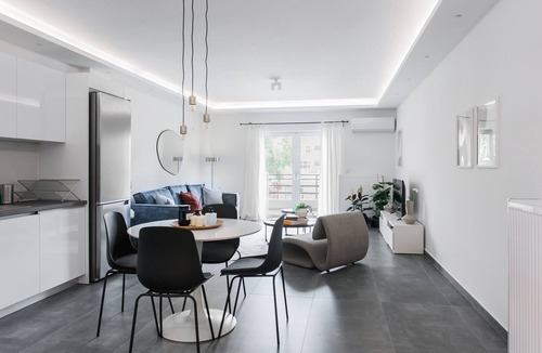 Palaio Faliro Apartment | Stellar 3BR Apartment with Balcony
