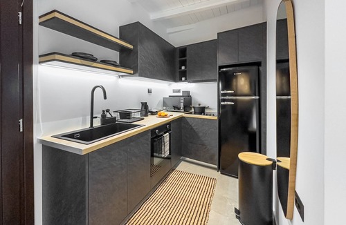 Tripiti House | Stema Suite 2