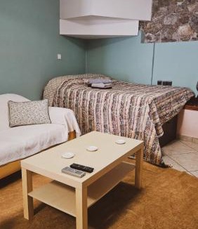 Khalkis Apartment | Stone cottage