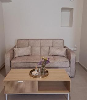 Avgonyma Apartment | Stone house 2