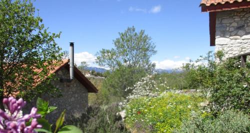Fokiano House | Stone House in a quiet landscape, Leonidion