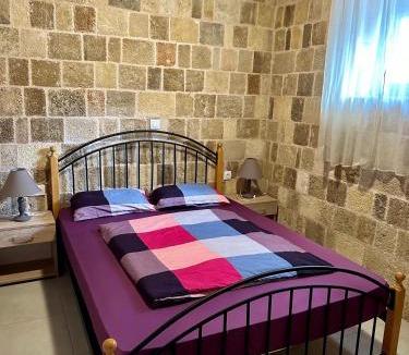 Kamiros House | Stone House Retreat