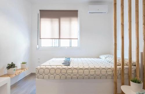 Aigaleo Apartment | studio 10min from Monastiraki Athens