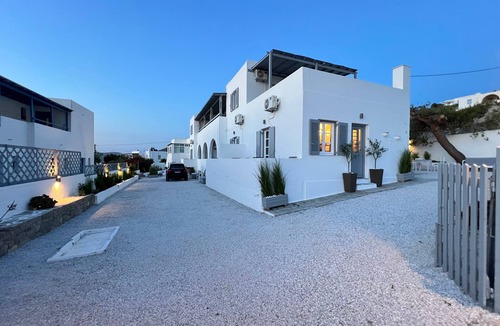 Parikia Apartment | Studio 'Aeolian Blu 2' with Sea View, Wi-Fi and Air Conditioning