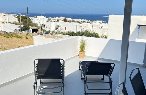 Parikia Apartment | Studio 'Aeolian Blu 2' with Sea View, Wi-Fi and Air Conditioning