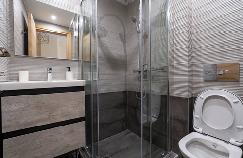 Vyronas Apartment | Studio Ag Ioannis m station 1 bed 2 pers by MPS
