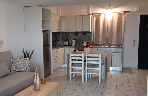 Arillas Apartment | Studio Apartment 'Premier Upstairs 6' with Sea View, Wi-Fi and Air Conditioning