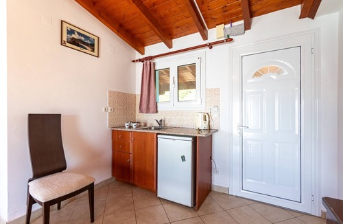 Parga Apartment | Studio Apartment 'Alex Bar Apartment 8' with Sea View, Wi-Fi and Air Conditioning