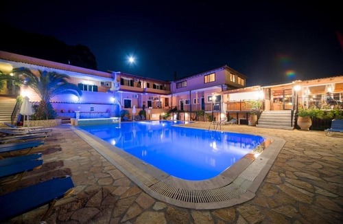 Lakones Apartment | Studio Apartment 'Arianna Deluxe Studio 21' with Sea View, Shared Pool & Wi-Fi
