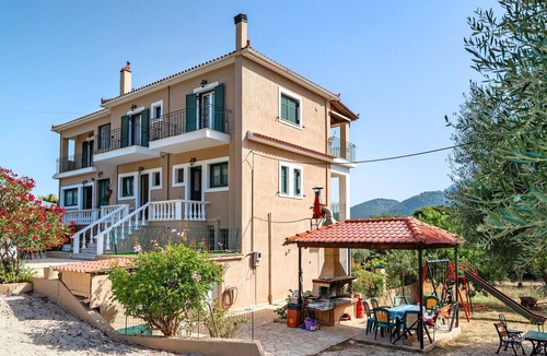 Sami Apartment | Studio Apartment Daratos studio 1 with Sea View, Shared Garden & Wi-Fi