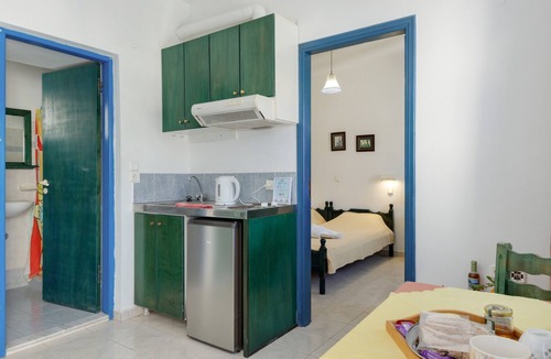 Diafani Apartment | Studio Apartment 'Double No 2' with Sea View, Wi-Fi and Air Conditioning