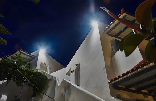 Gavrio Apartment | Studio Apartment 'Irene 12 Deluxe Double 3' with Sea View, Wi-Fi and Air Conditioning