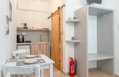 Merichas Apartment | Studio Apartment 'Mouria B' with Sea View, Wi-Fi and Air Conditioning
