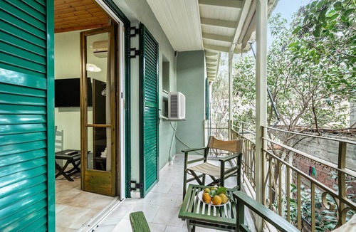 Nikiana Apartment | Studio Apartment 'Old Boat Double Studio 8' with Sea View, Wi-Fi and Air Conditioning