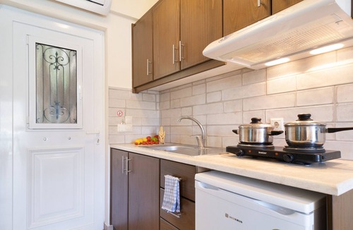 Vassiliki Apartment | Studio Apartment "Smart Lilly Studio 3" with Balcony, A/C & Wi-Fi