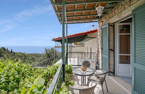 Agios Nikitas Apartment | Studio Apartment 'With Sea View' with Sea View, Wi-Fi and Air Conditioning